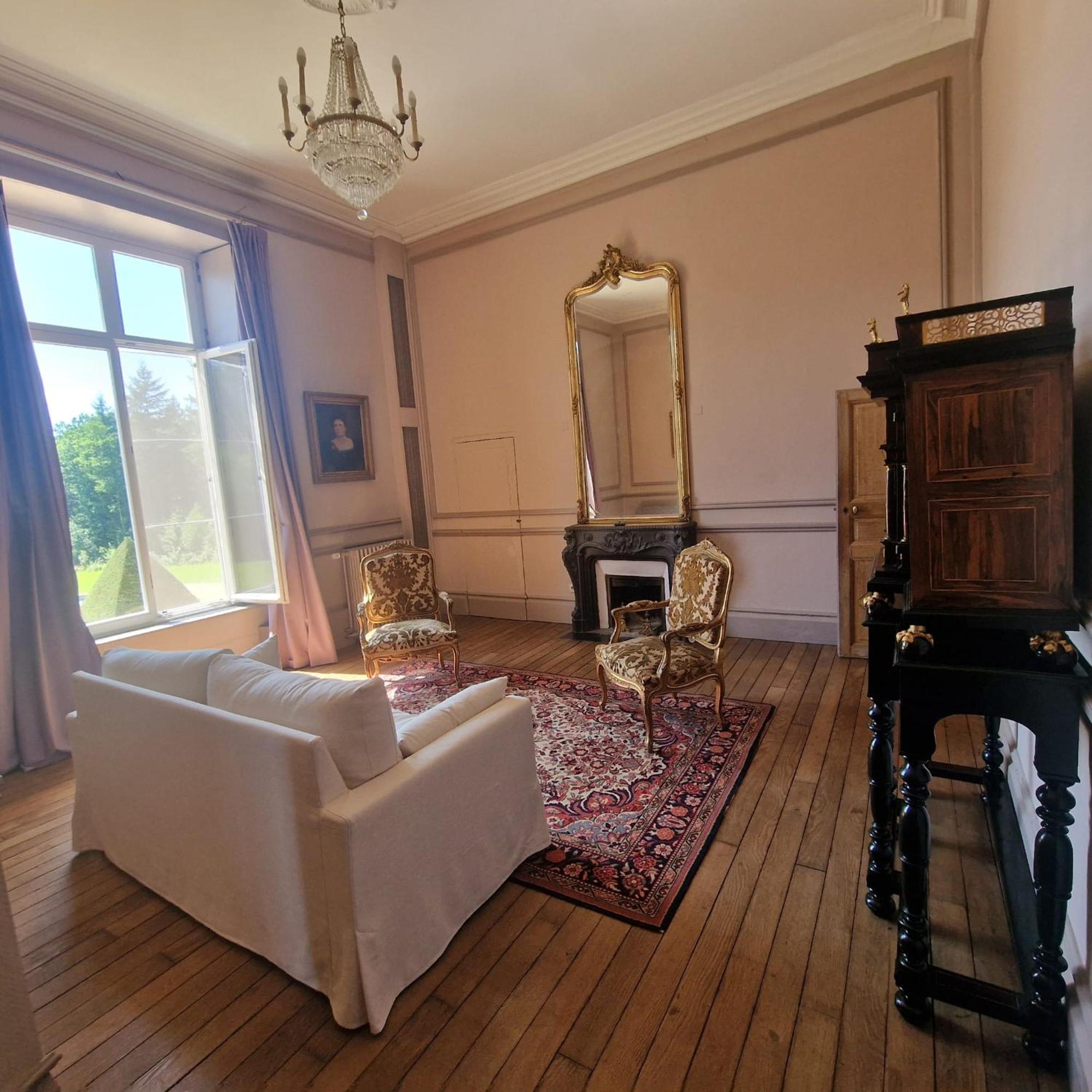 Chateau De Laclaireau Virton Buitenkant foto